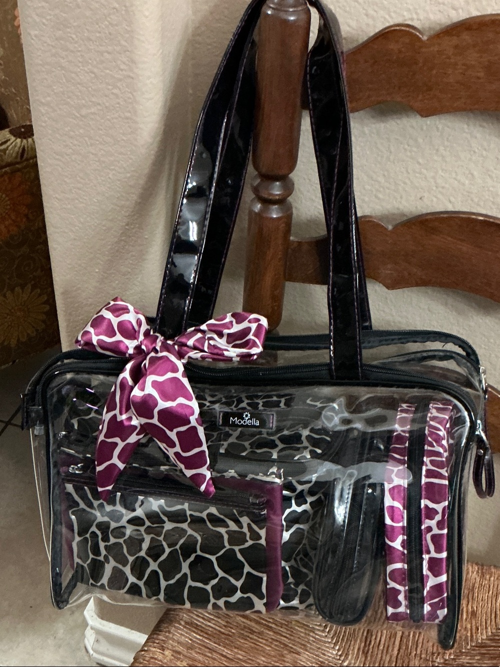 Modella Clear Tote with Black Patent Handles and Pink Giraffe Accents